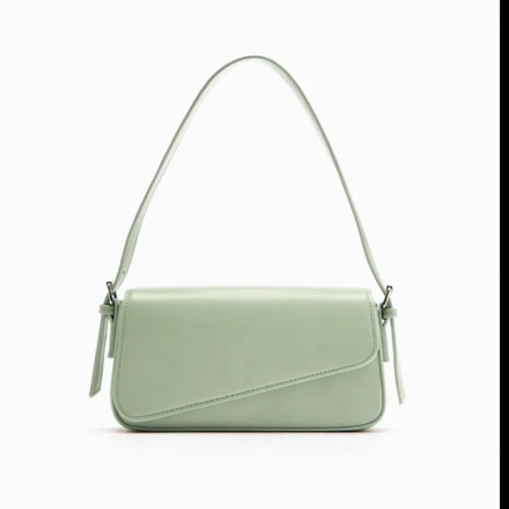 💚 Stylish Geometric Flap Shoulder Bag